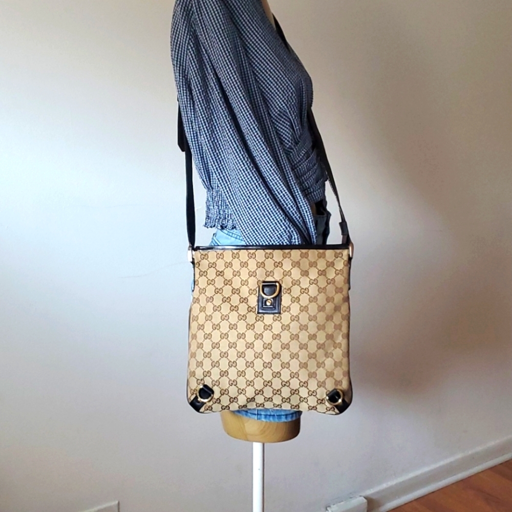 GUCCI GG Monogram Abbey Crossbody